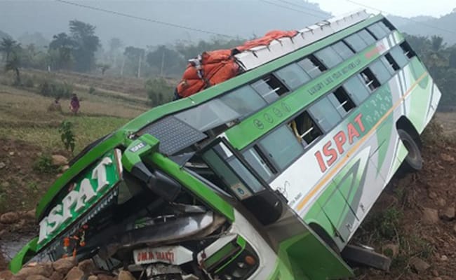 Bus Plunged