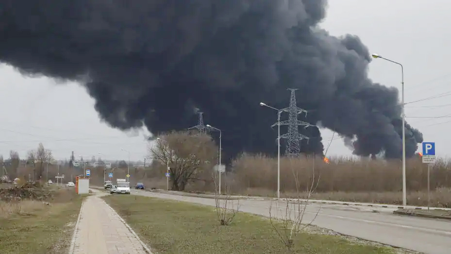 Ukraines largest oil refinery destroyed