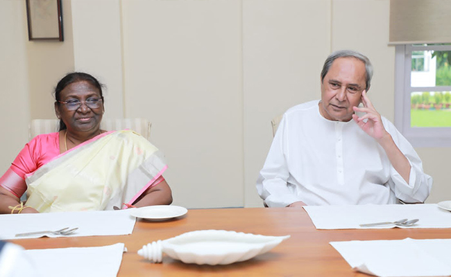 President Draupadi Murmu & CM Naveen Patnaik