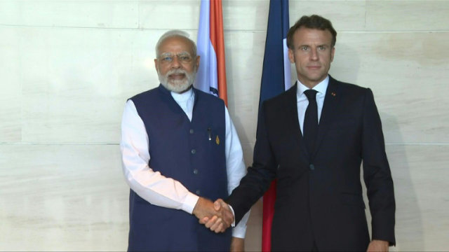 Prime Minister Modi meets France President Imanuel Makron for lunch