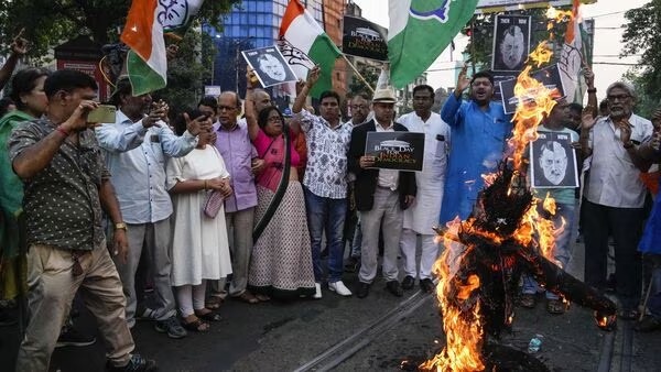 PM Modi Effigy