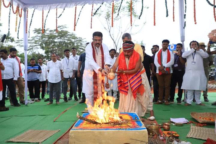 Union Minister Dharmendra Pradhan