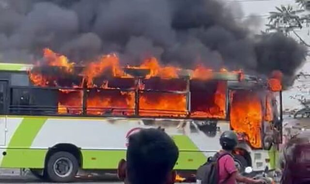 Mo bus caught fire
