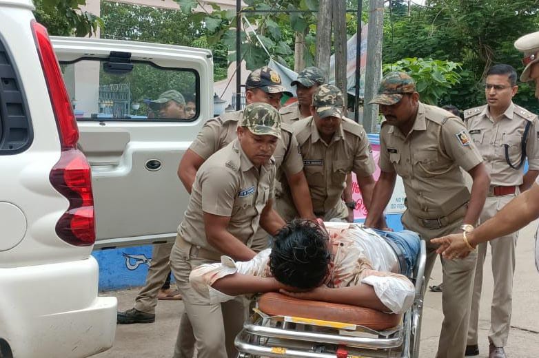 Ganjam SP rushed the injured youth to the hospital